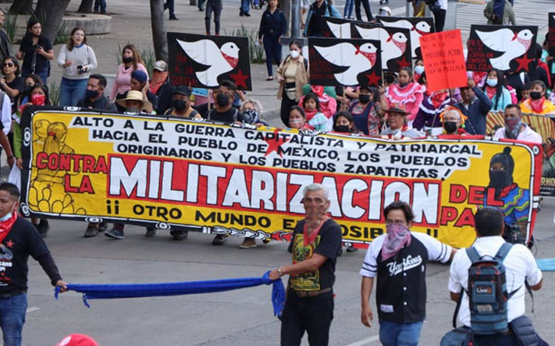 Indígenas Y Estudiantes Marchan Contra La Militarización Sobre Paseo De ...